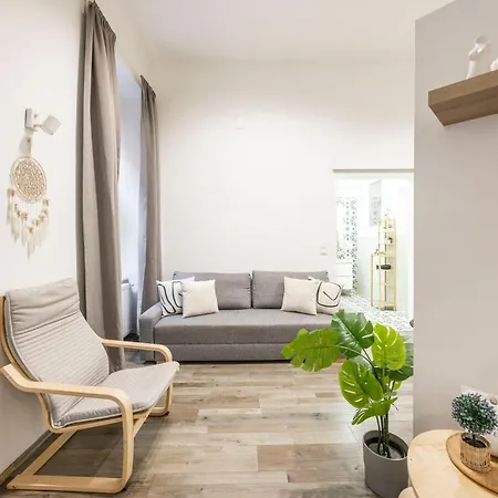 Apartman & Cozy Superior Terez Boulevard