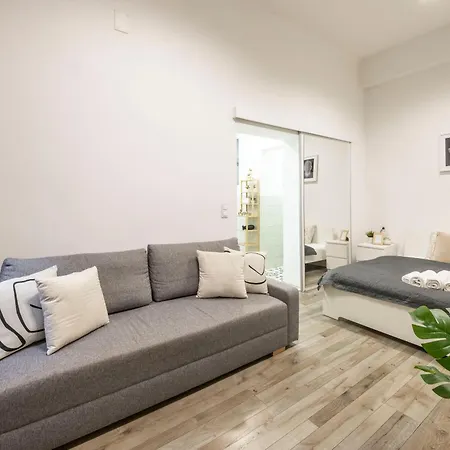 & Cozy Superior Terez Boulevard בודפשט