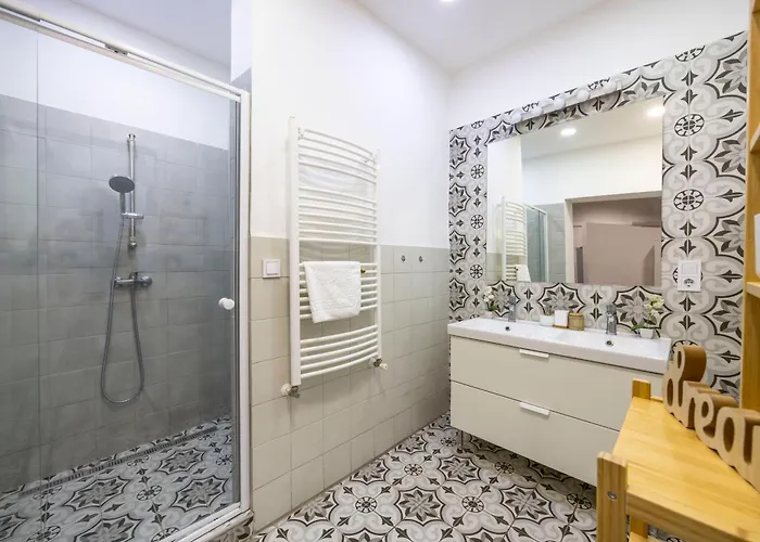 & Cozy Superior Terez Boulevard Appartement Budapest