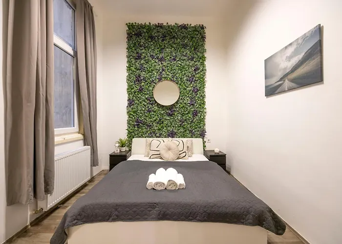 & Cozy Superior Terez Boulevard Budapest