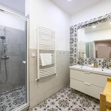 & Cozy Superior Terez Boulevard Apartmán Budapešť